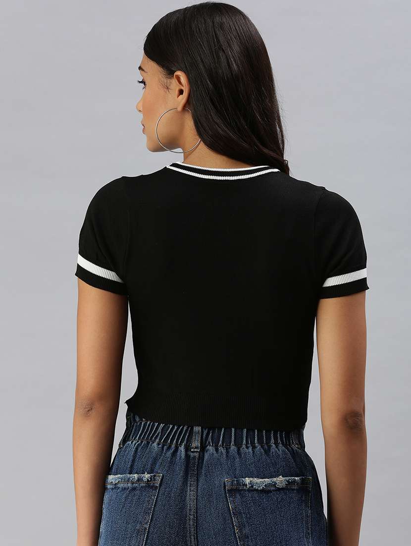 contrast detail solid crop top  - 18392220 -  Standard Image - 2