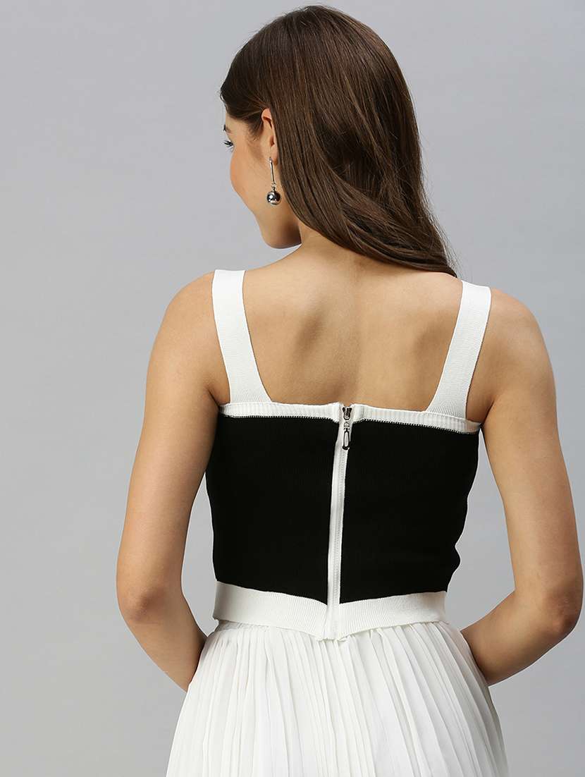 square neck solid top - 18393059 -  Standard Image - 2