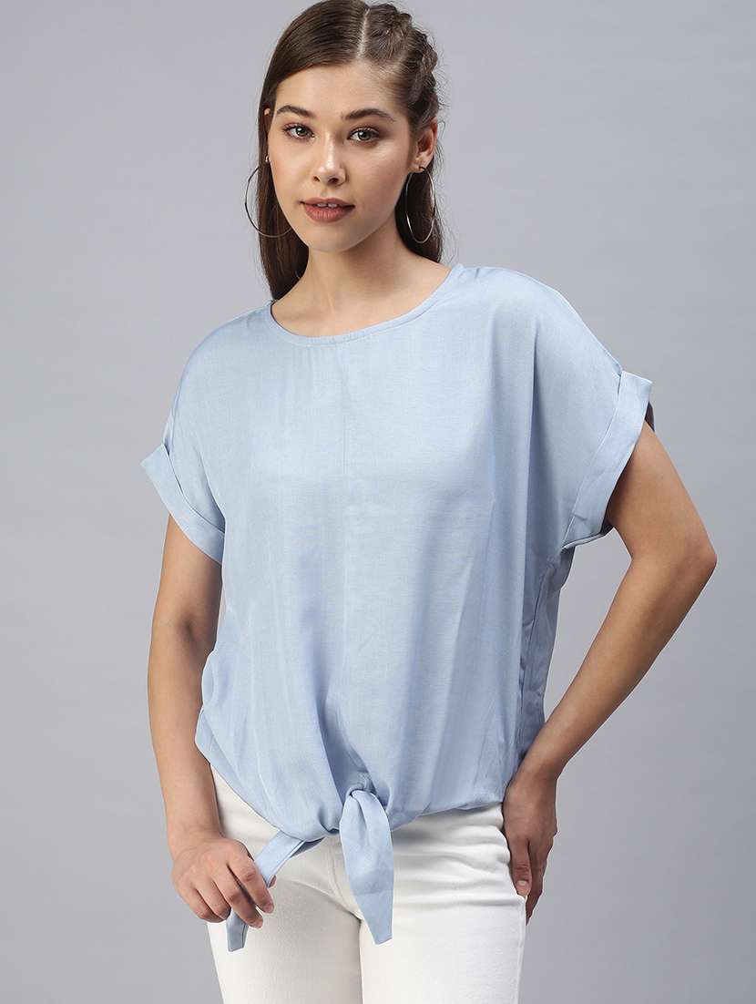 women's straight round neck top