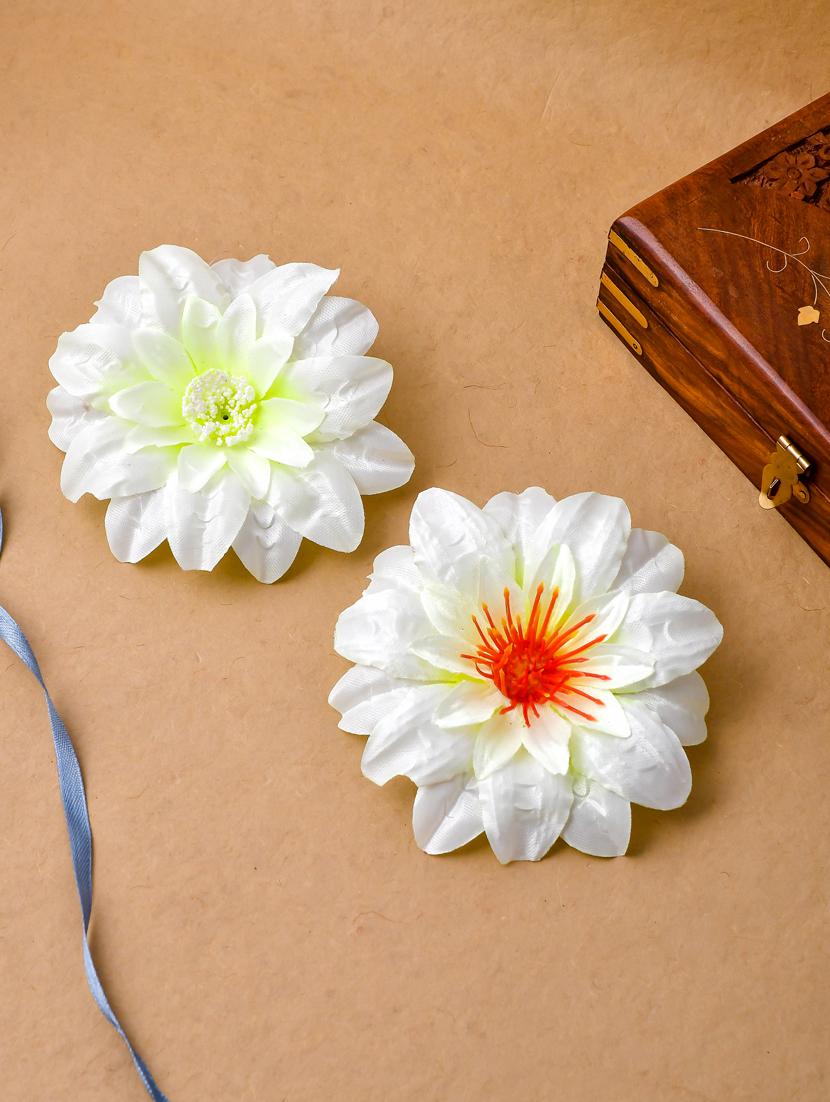 white floral hair accessory - 18396163 - Zoom Image - 0