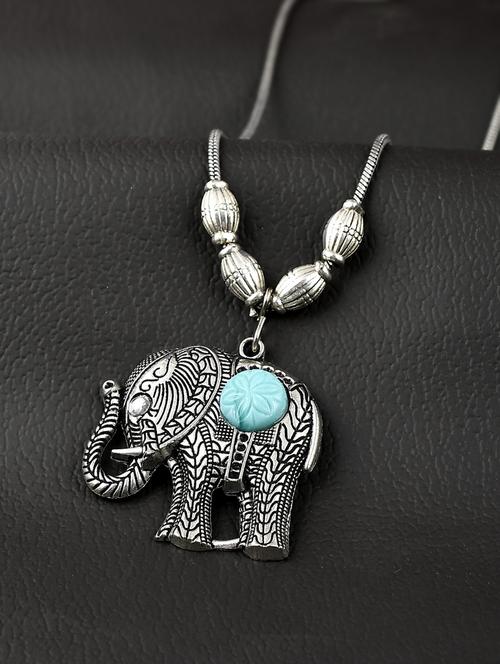 silver brass pendant - 18397080 -  Standard Image - 0