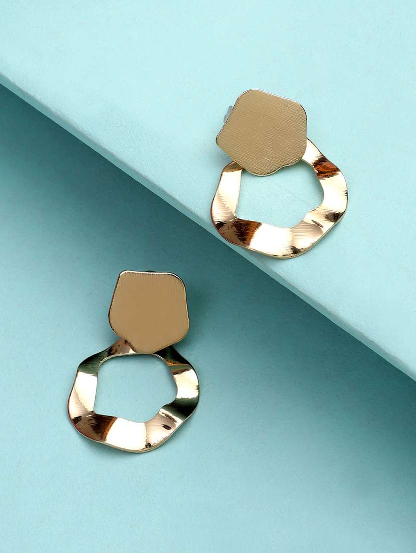 gold metal  earring