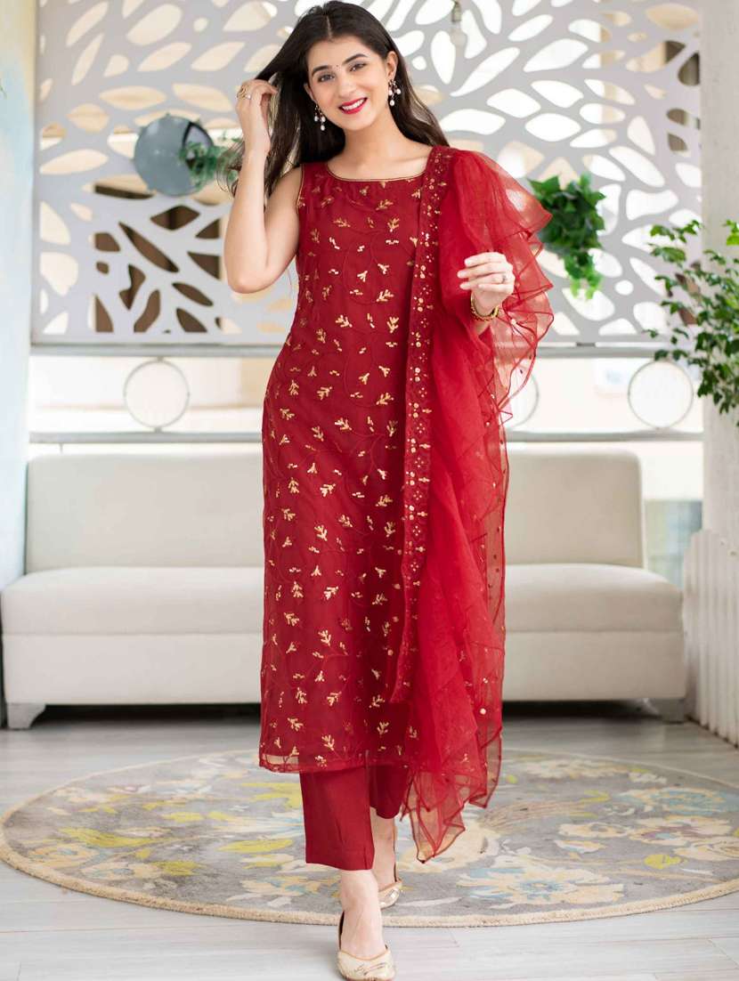 red semi-stitched suit set