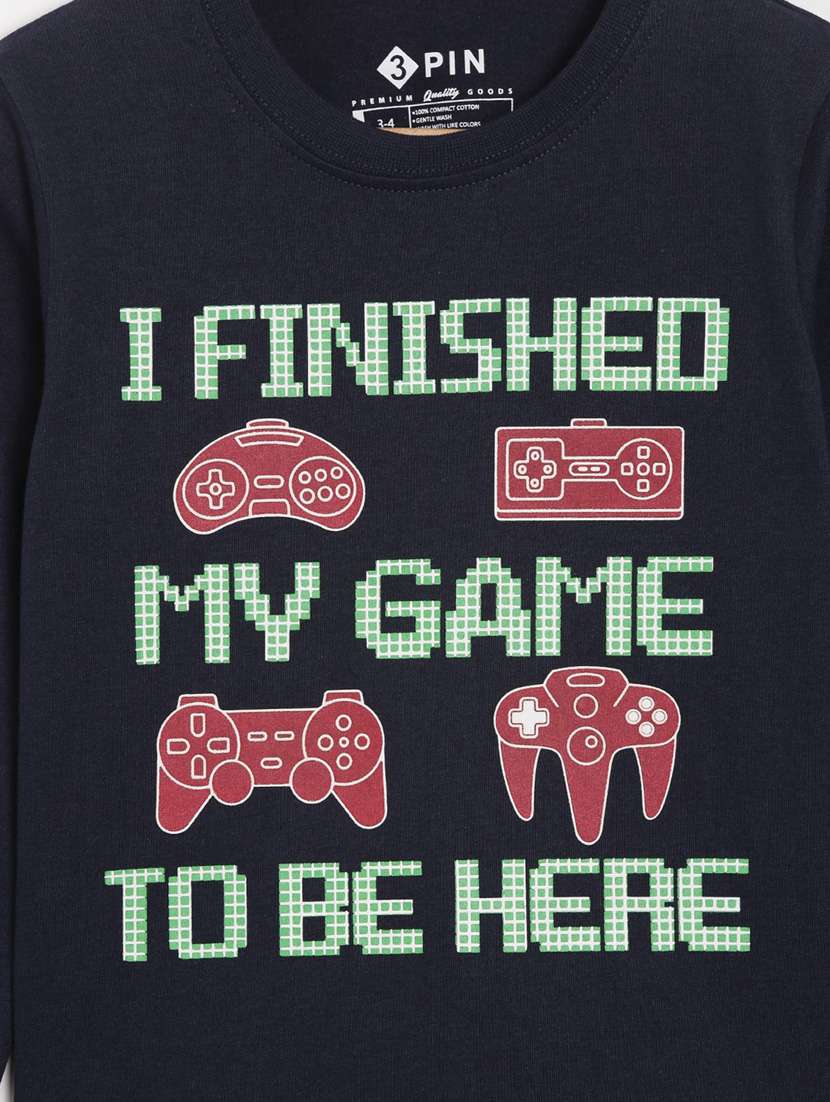 round neck graphic  t-shirt - 18414453 -  Standard Image - 2