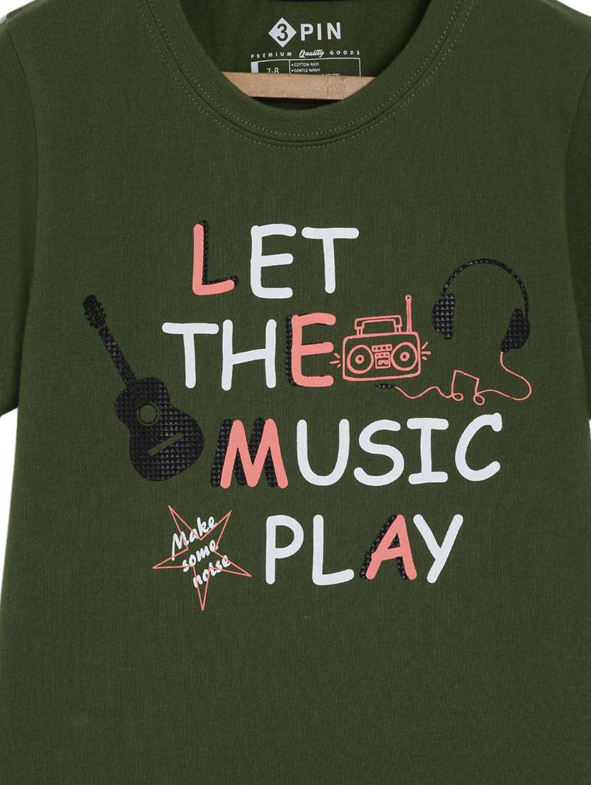 round neck graphic t-shirt - 18414483 -  Standard Image - 2