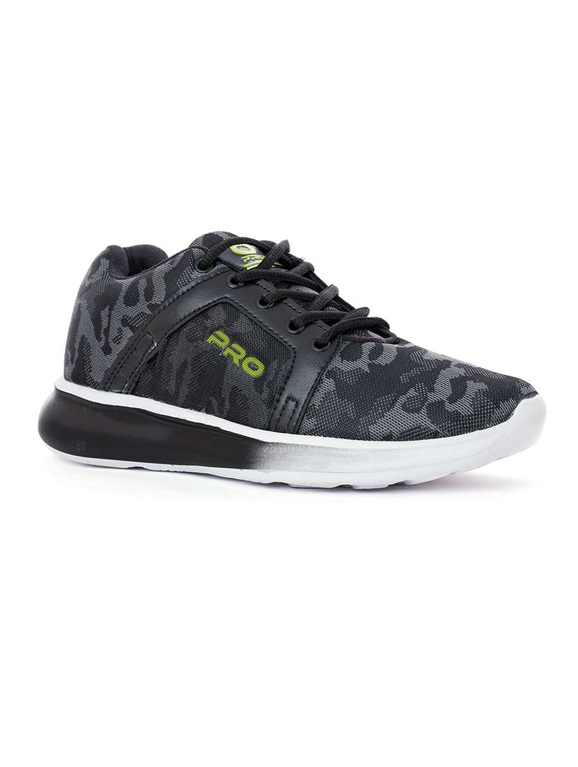 black fabric sport shoes