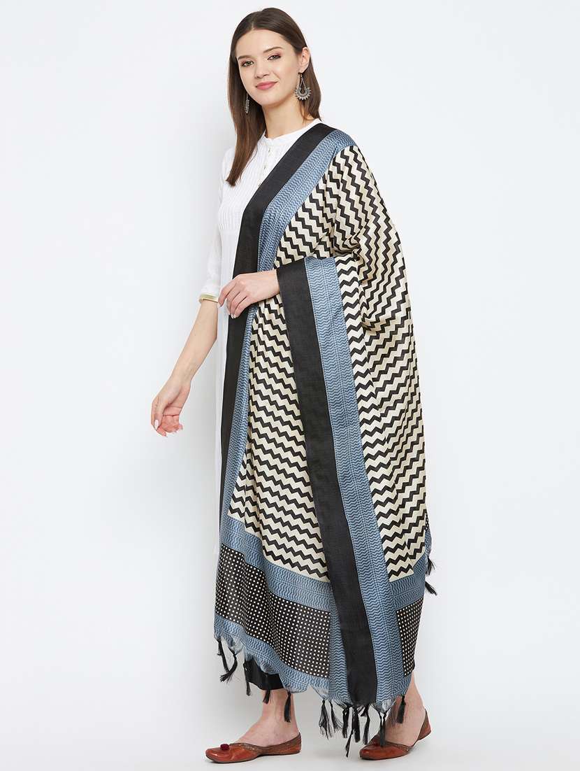 black silk blend dupatta - 18423796 -  Standard Image - 2