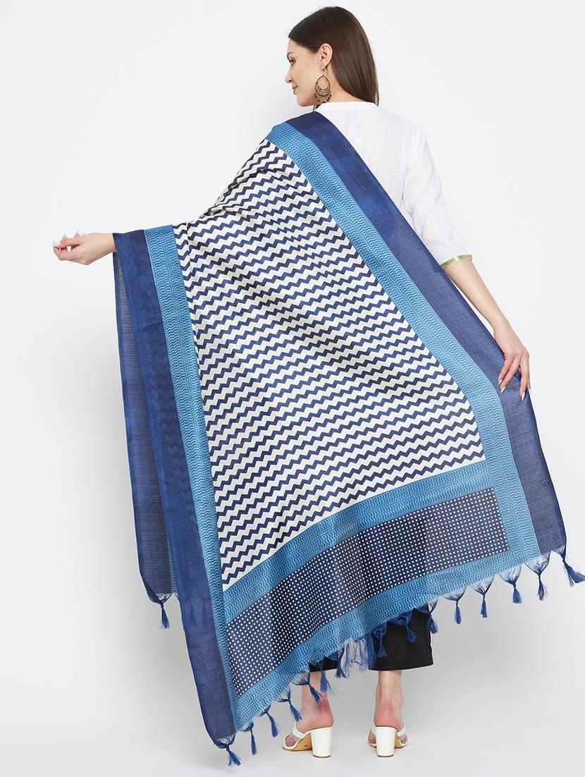 white chevron print dupatta with fringes - 18423797 - Standard Image - 2