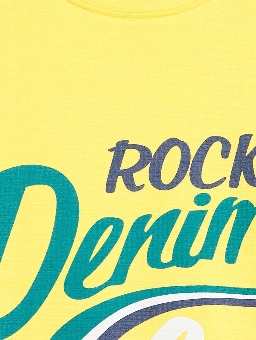 yellow graphic  t-shirt - 18429916 -  Standard Image - 2