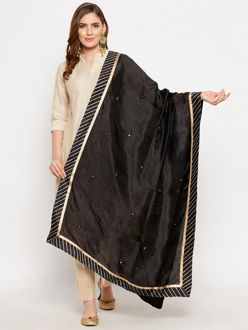 black plain dupatta - 18431152 - Standard Image - 0