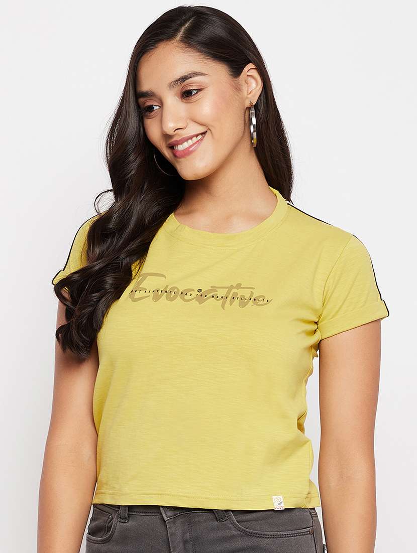 round neck typography tee 