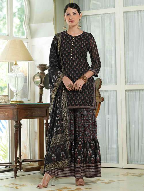women printed kurta sharara with dupatta set - 18439951 - Standard Image - 0