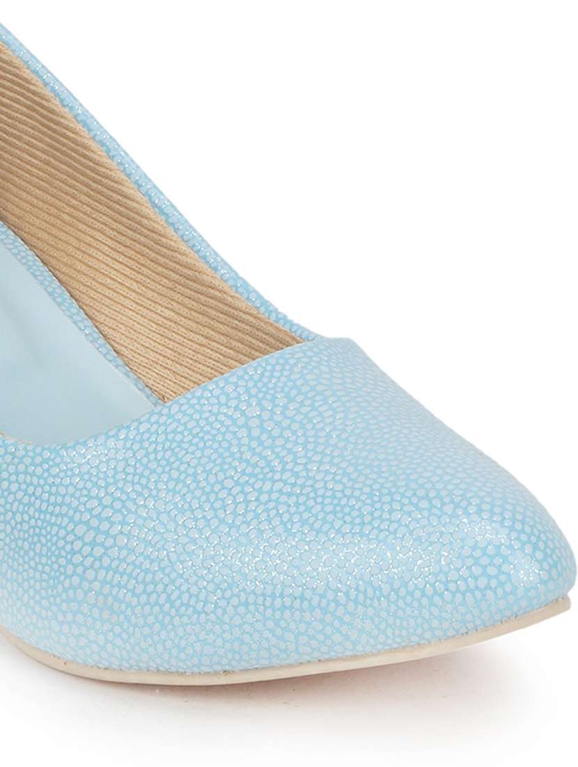 turquoise cyan solid pumps - 18440663 - Standard Image - 2