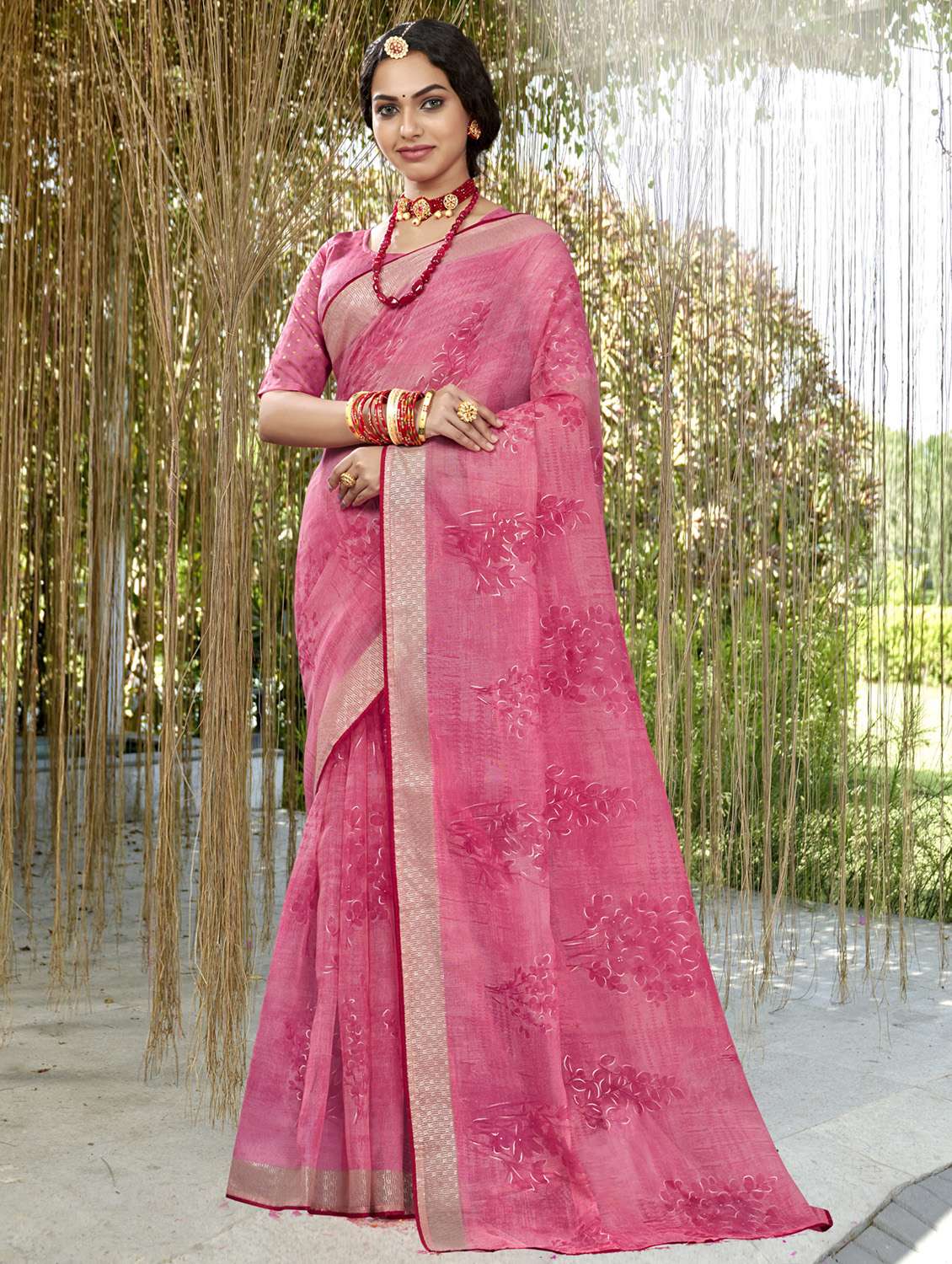 golden zari work printed saree with blouse