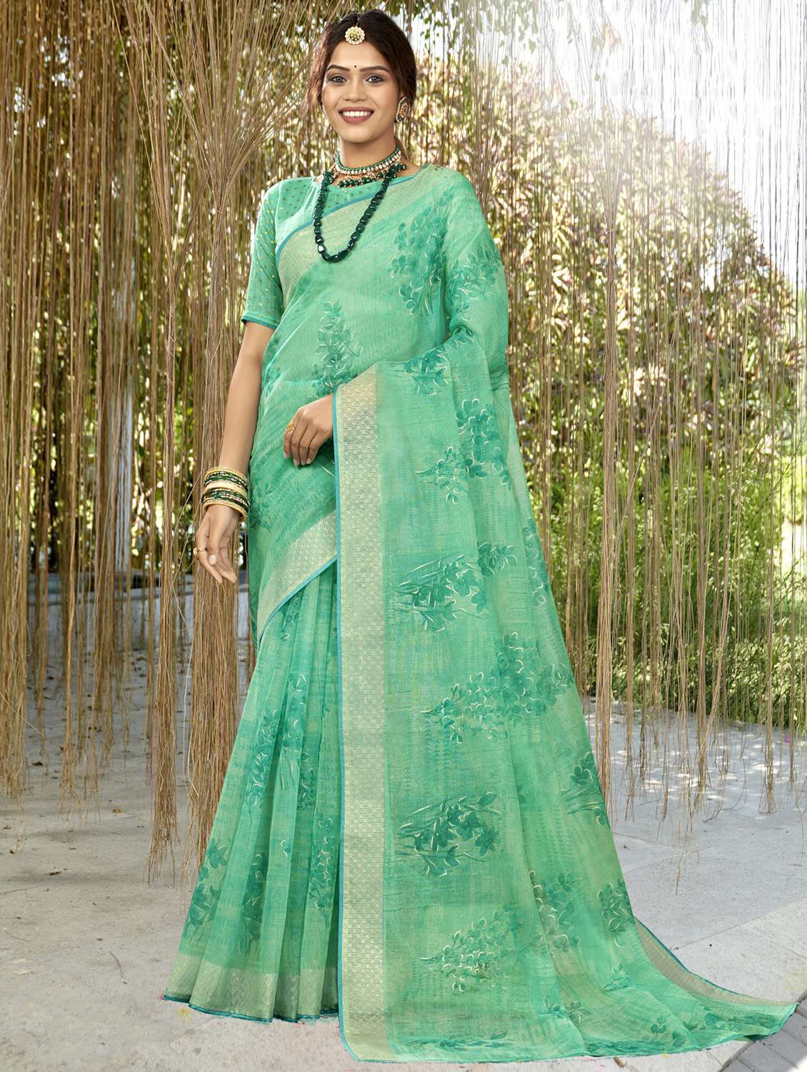 golden zari work printed saree with blouse