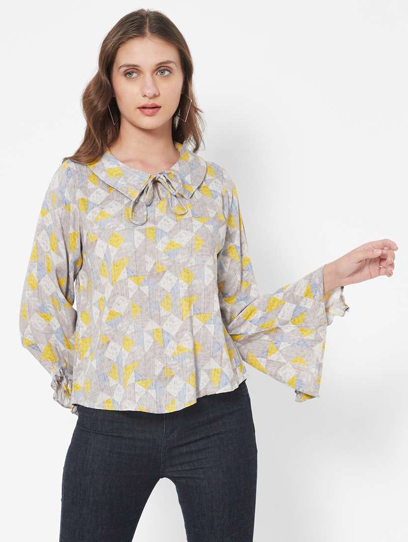 peter pan neck printed regular top