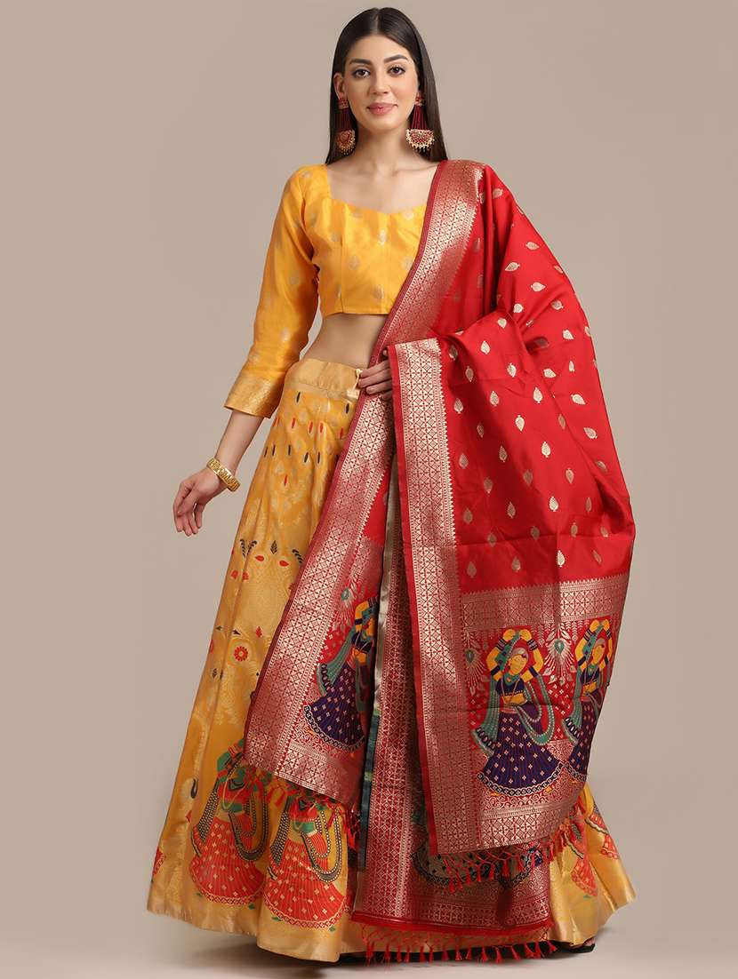 women self design semi-stitched lehenga choli set