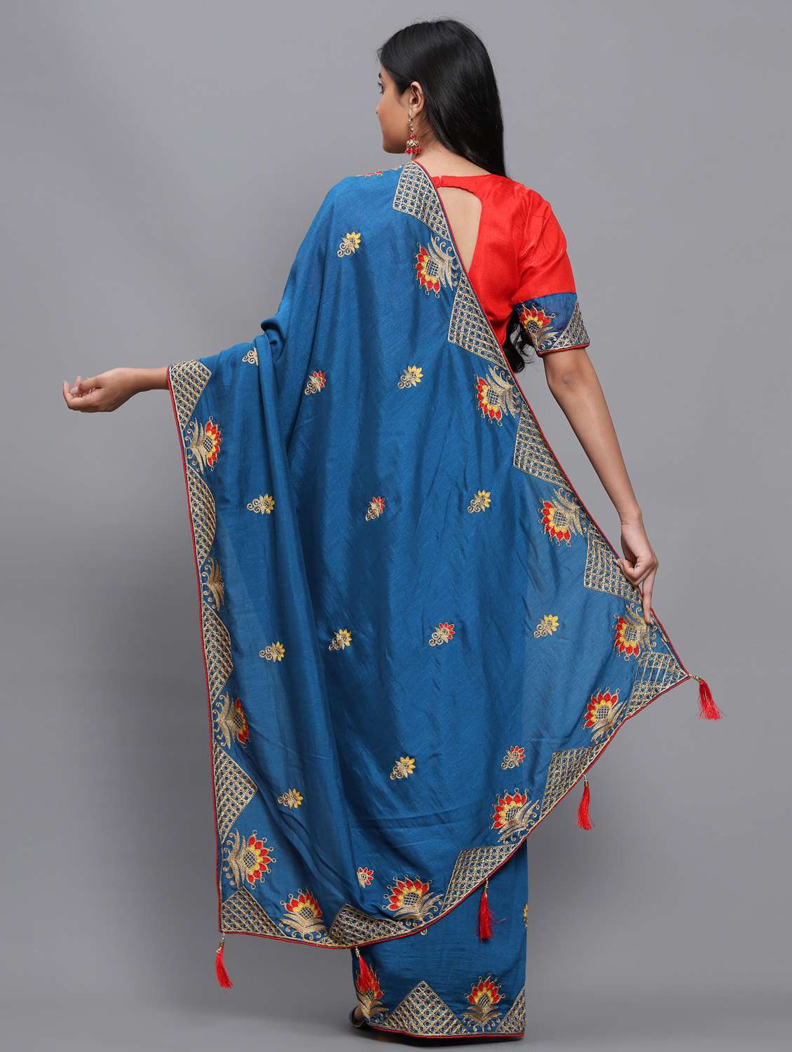 women's embroidered saree with blouse - 18448511 -  Standard Image - 2