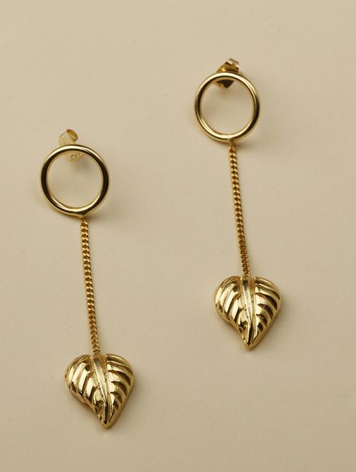 leaf drop earings - 18449945 -  Standard Image - 0