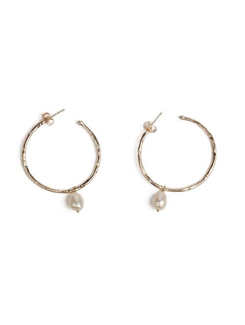 ravishing hammered pearl rose hoop earrings - 18449958 - Standard Image - 0