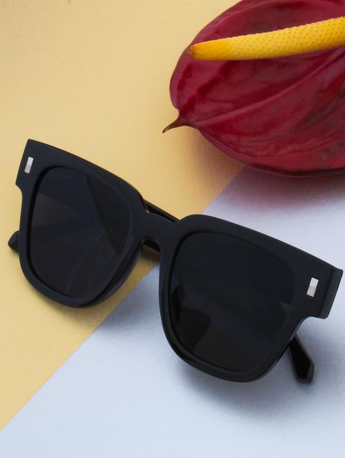 lucca wayfarer in grey brown - 18462415 -  Standard Image - 0