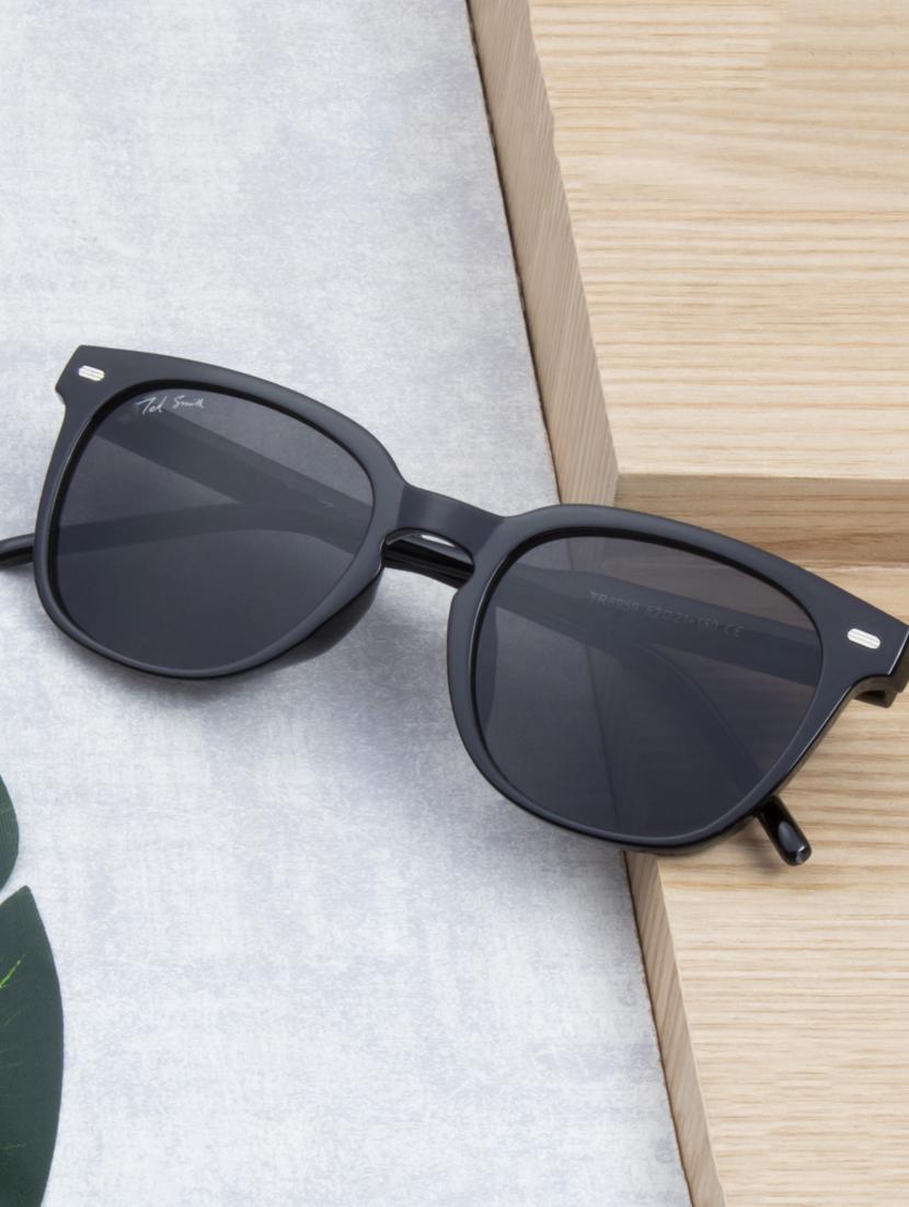 jagger wayfarer in grey sunglasses - 18462419 - Zoom Image - 0