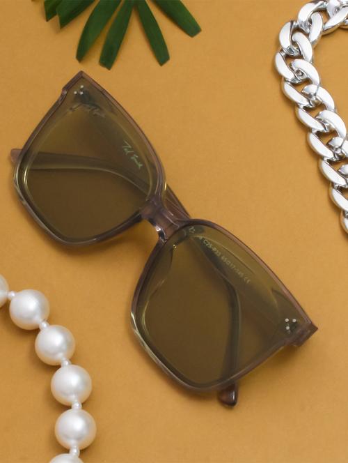 rylan square in green sunglasses - 18462458 - Standard Image - 0