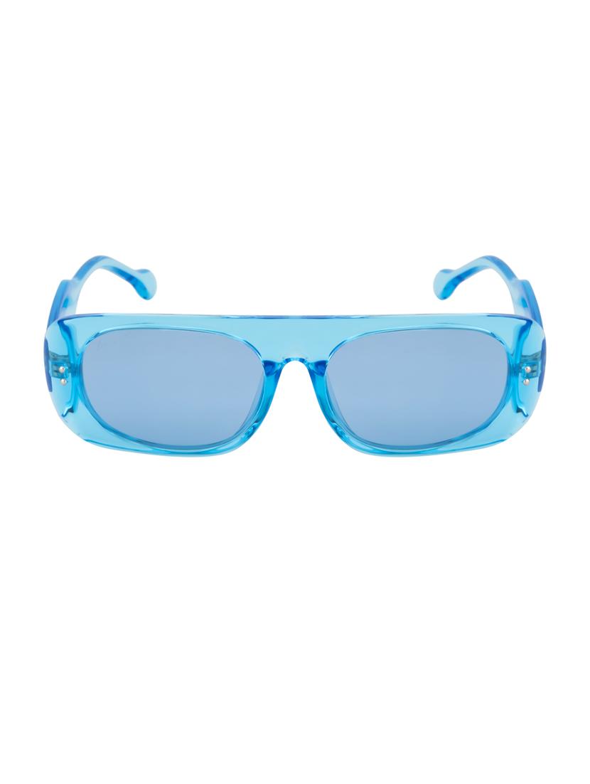 lyon square in blue sunglasses  - 18462463 -  Zoom Image - 0
