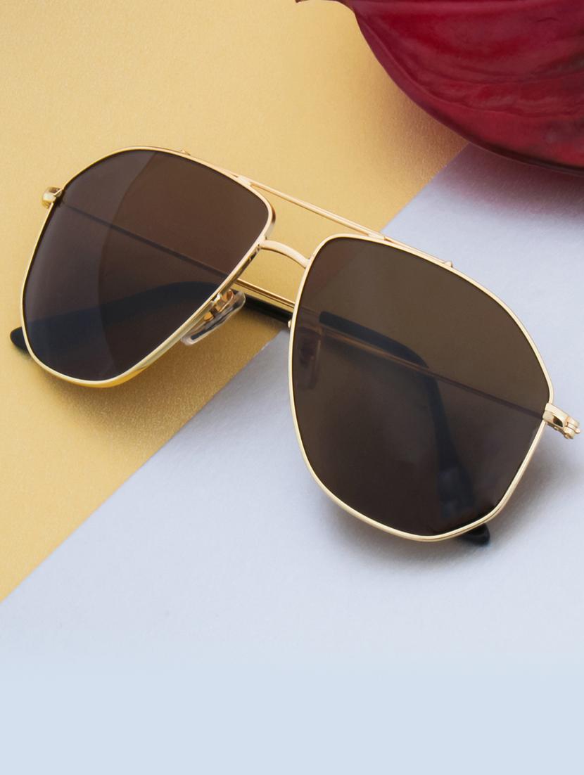 celeste aviator in brown sunglasses - 18462498 - Zoom Image - 0