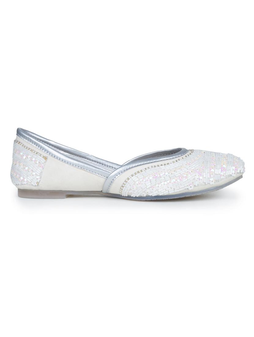 women white slip on mojari - 18463233 - Standard Image - 2