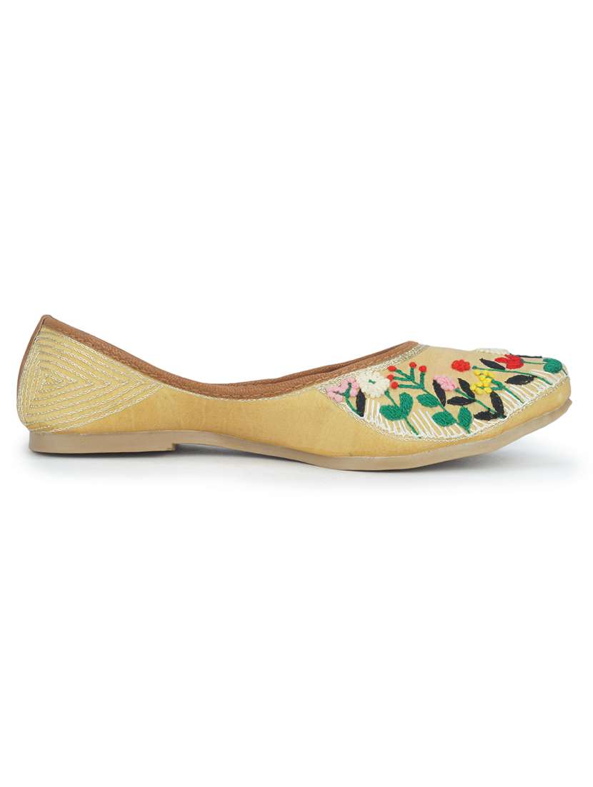 women gold embroidered ethnic juttis - 18463273 -  Standard Image - 2