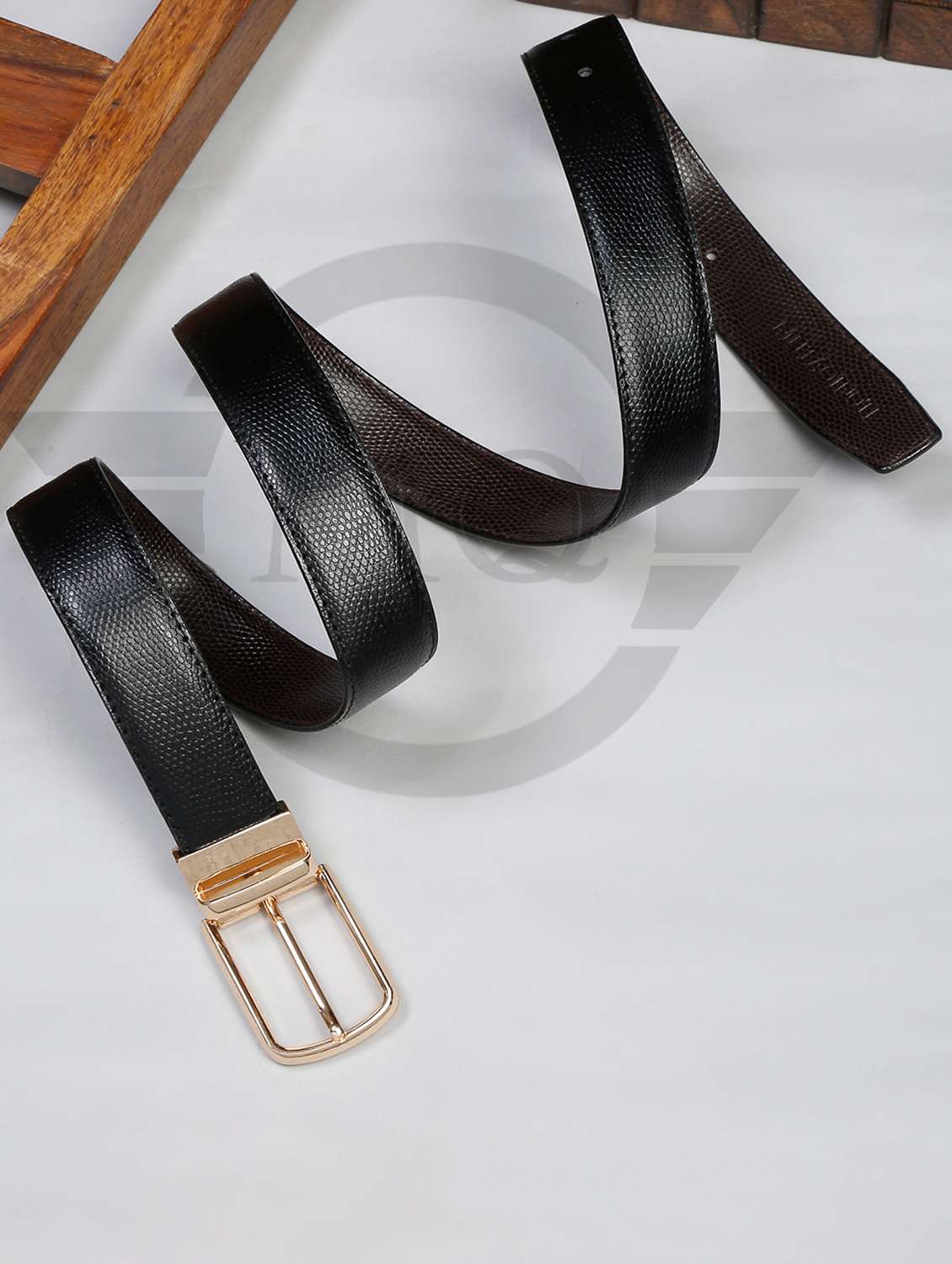 lizard black leather belt