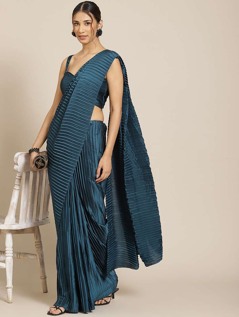 women's solid blue colored saree with blouse