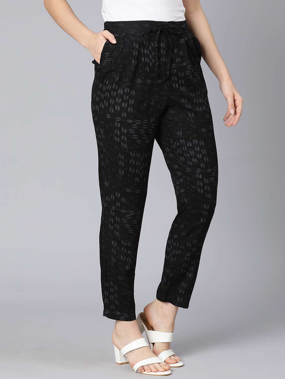 mid rise printed pleated trouser  - 18471008 -  Standard Image - 2