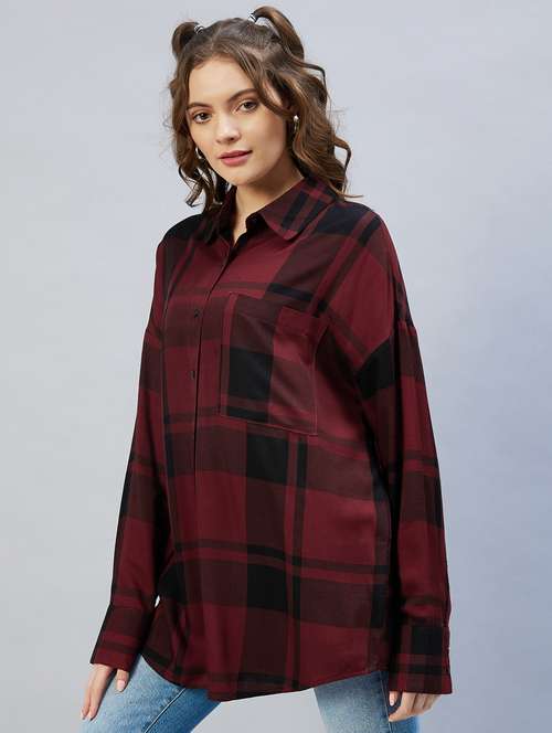 women check print long shirt  - 18473367 -  Standard Image - 0