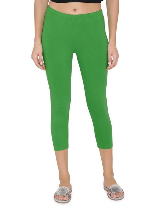mid rise solid capri legging - 18480101 - Standard Image - 0