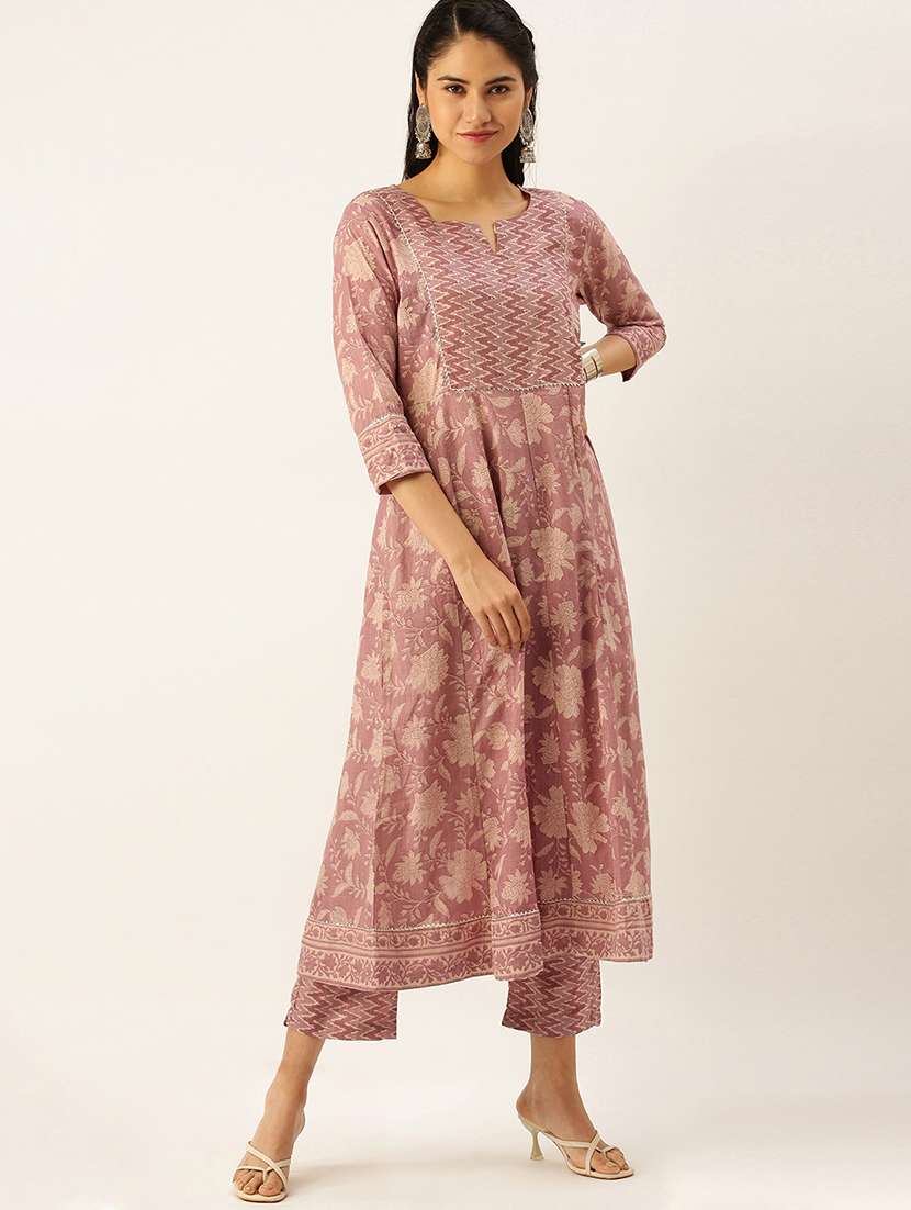 women mauve floral notch neck kurta pant set