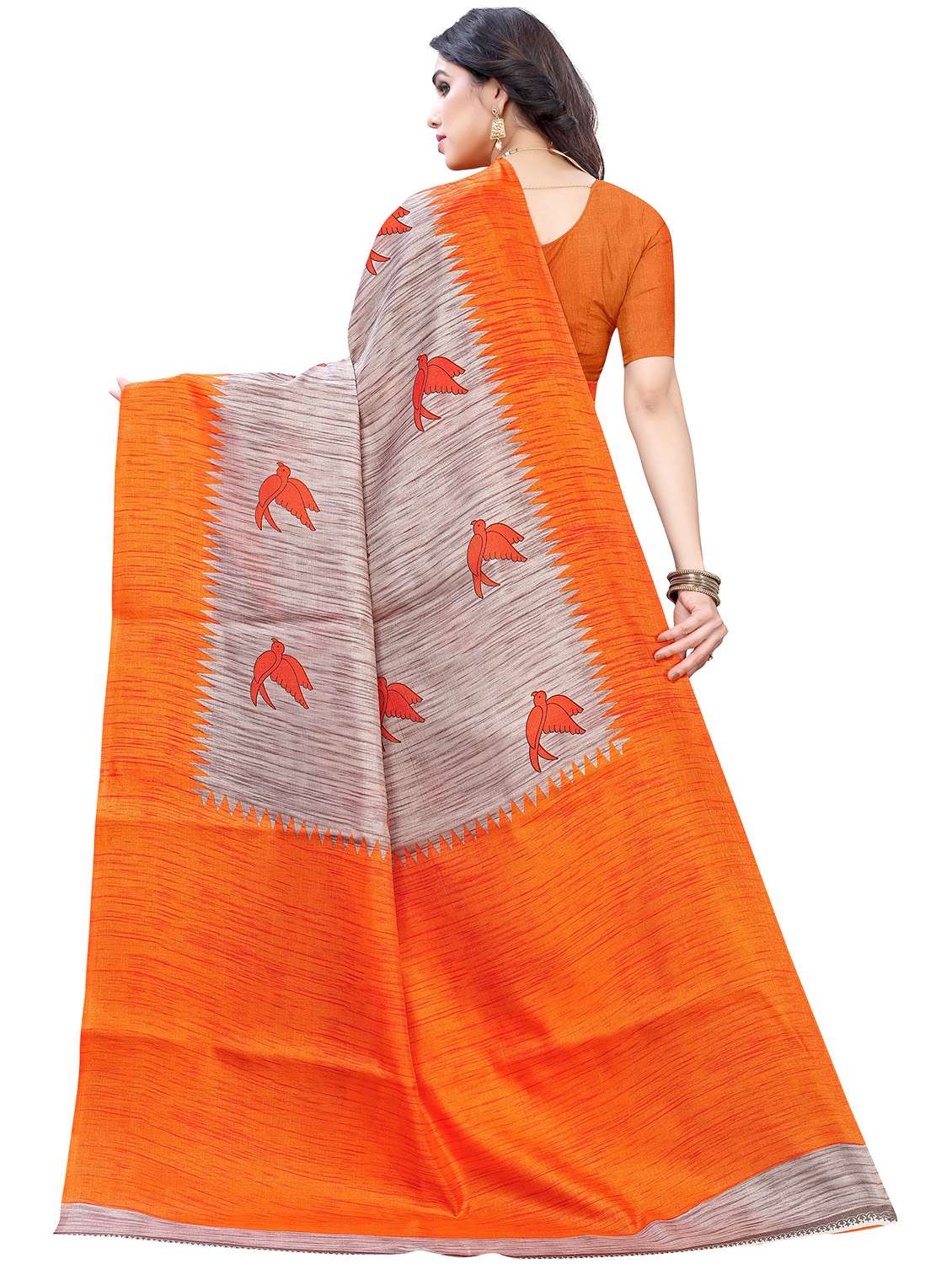 contrast bordered printed saree with blouse - 18487949 - Standard Image - 2