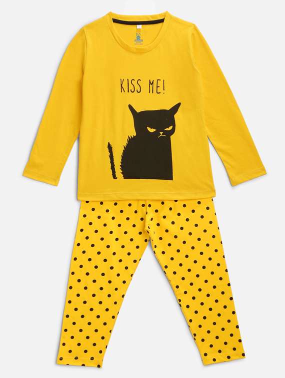 boys yellow printed nightwear pajama set 