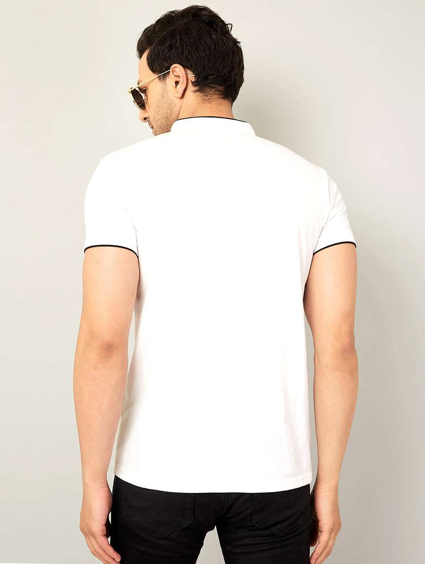 men white solid short sleeve t-shirt - 18507473 -  Standard Image - 2