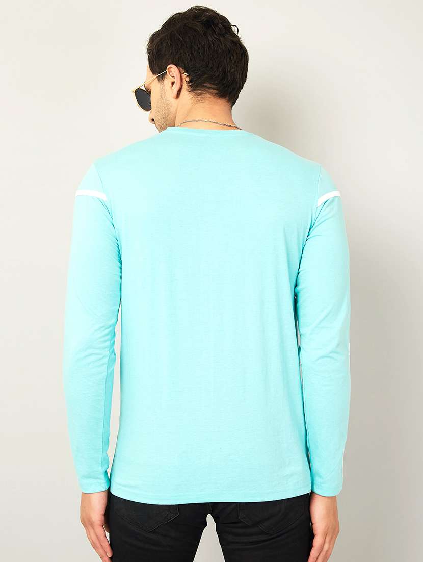 turquoise blue striped casual t-shirt  - 18507485 -  Standard Image - 2