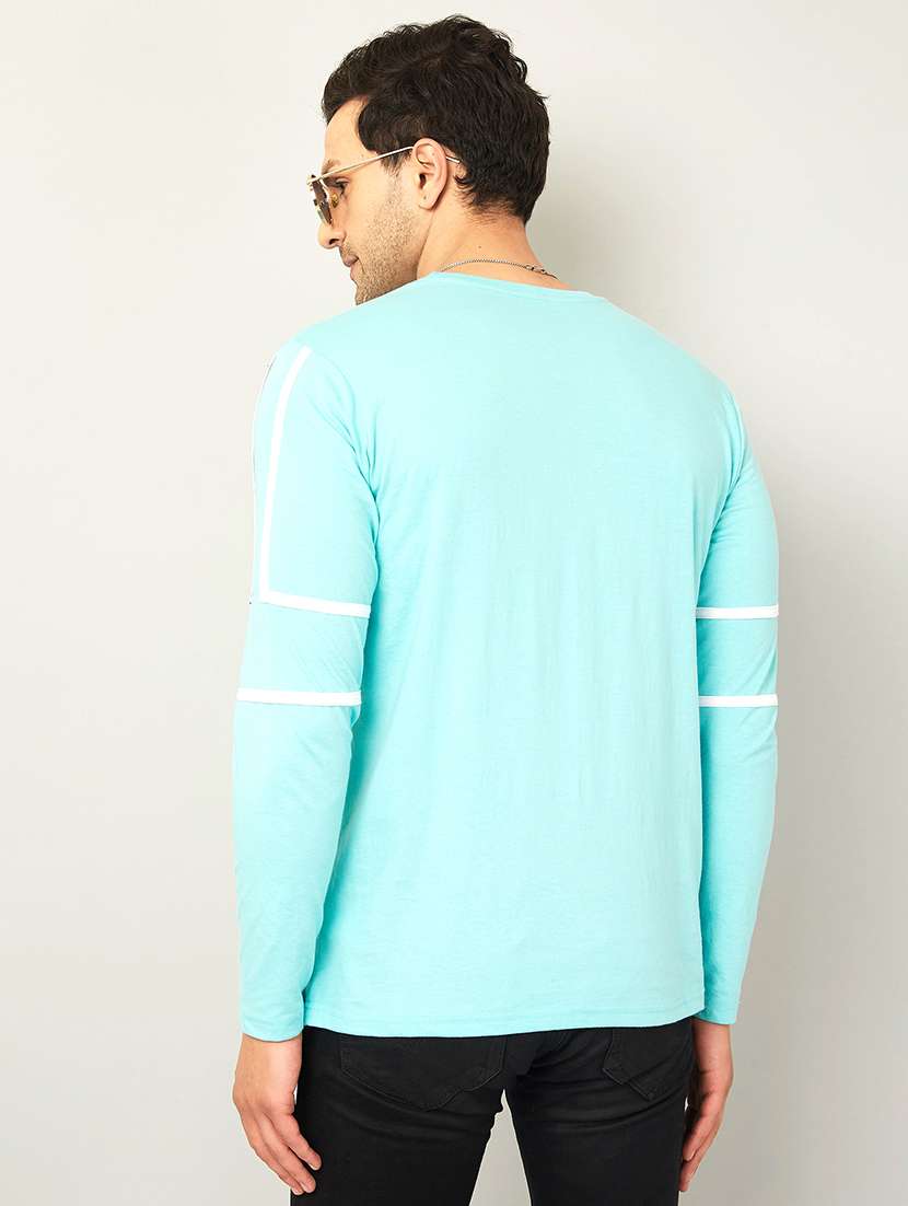 turquoise blue striped t-shirt  - 18507501 -  Standard Image - 2