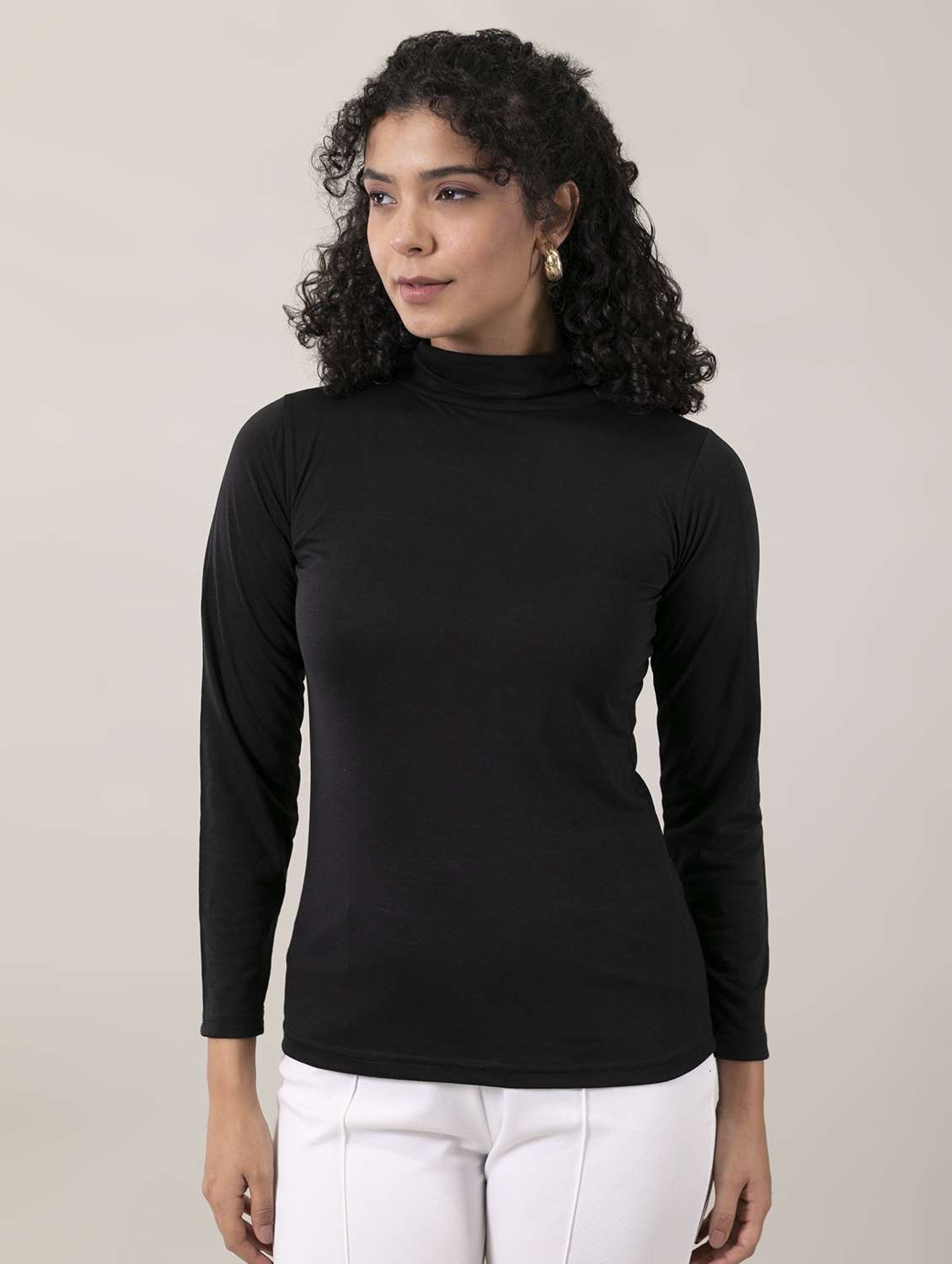 women's straight turtle neck top