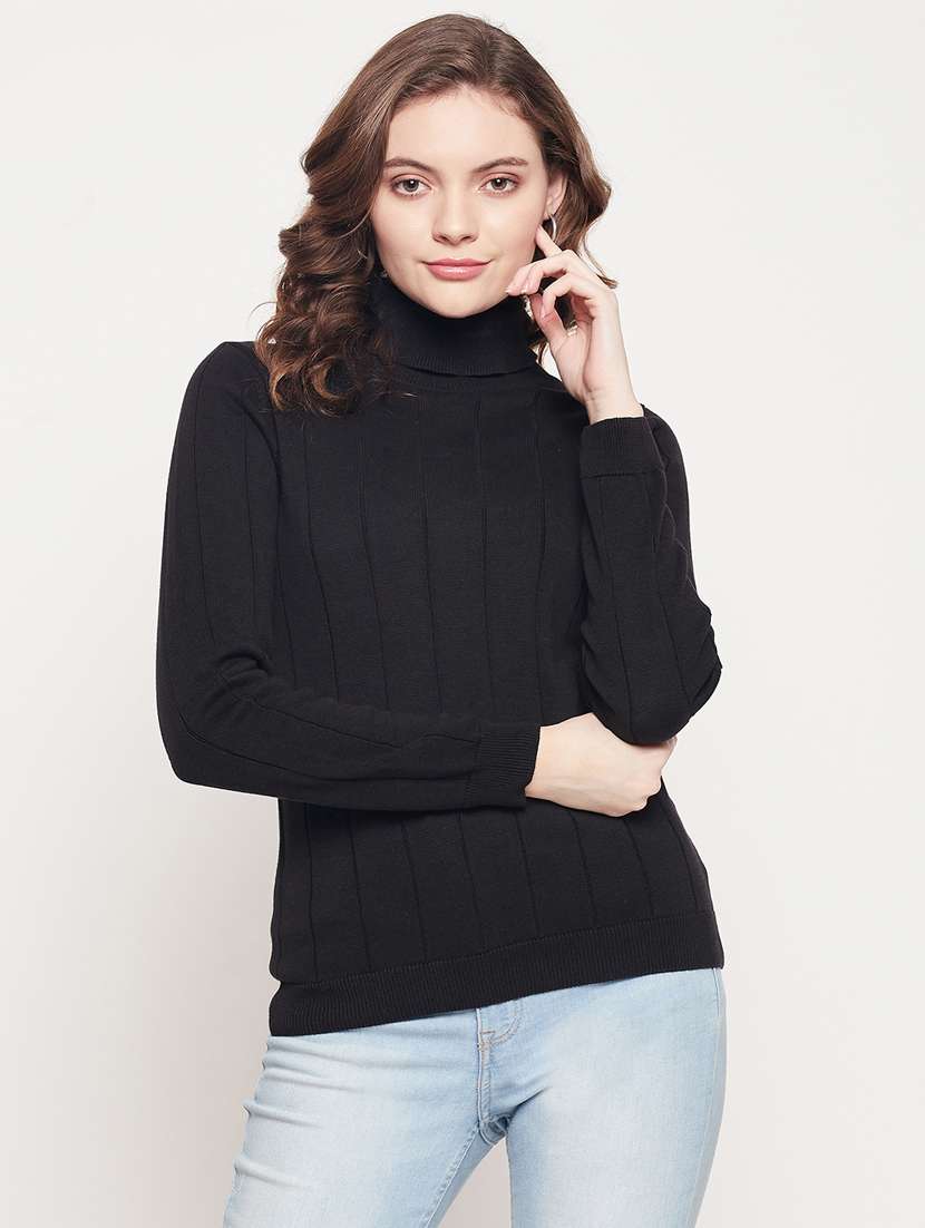 long sleeved solid turtle neck pullover