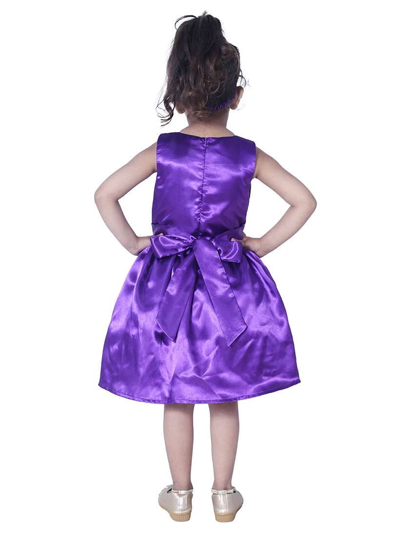 girls v neck sleeveless frock - 18517337 -  Standard Image - 2