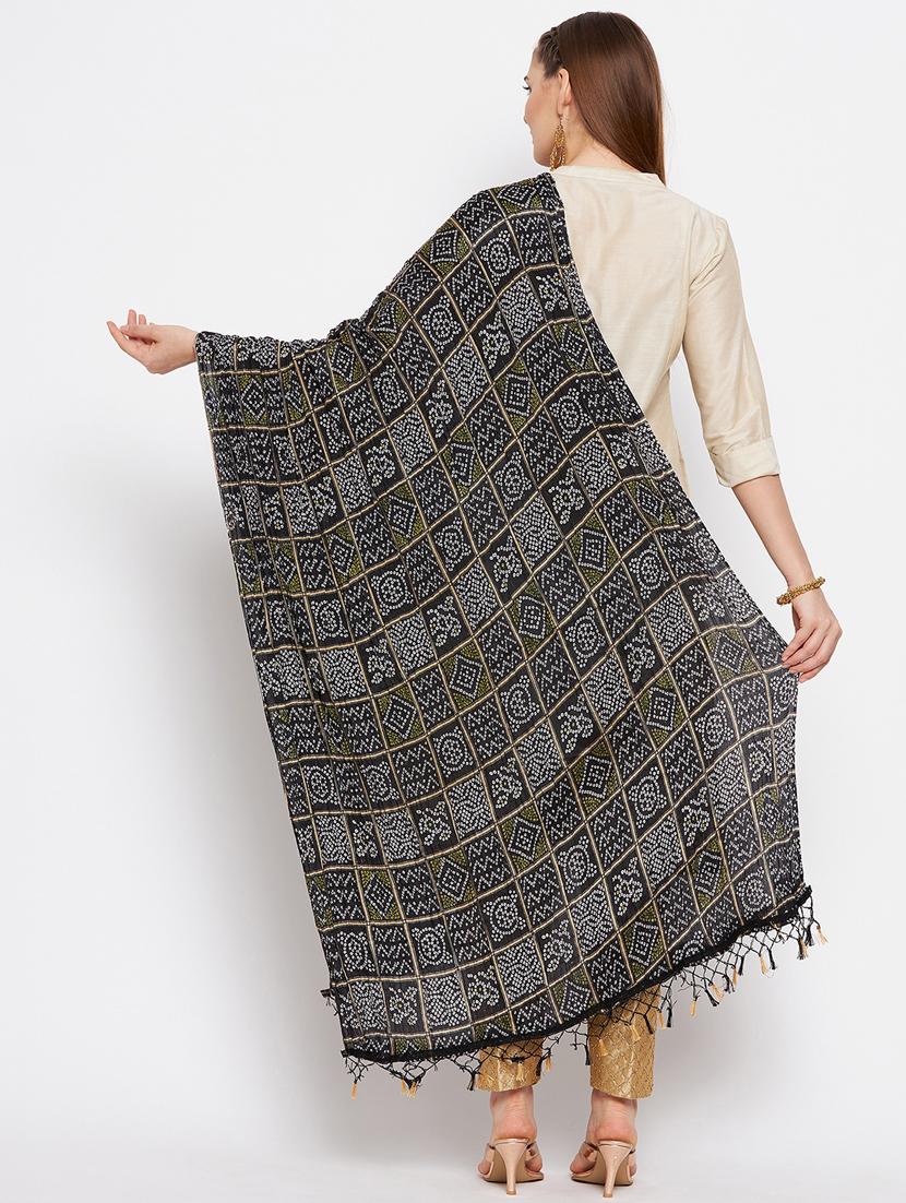 black bandhani print dupatta - 18519319 - Standard Image - 2
