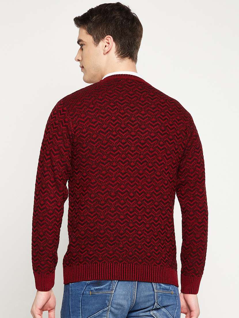 red geometric  pullover - 18522525 -  Standard Image - 2