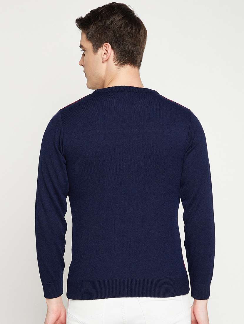 red geometric pullover - 18522562 -  Standard Image - 2