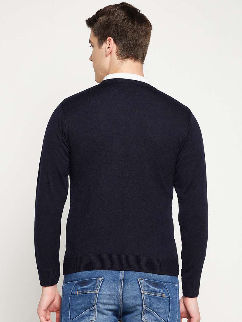 navy blue geometric pullover - 18522565 -  Standard Image - 2
