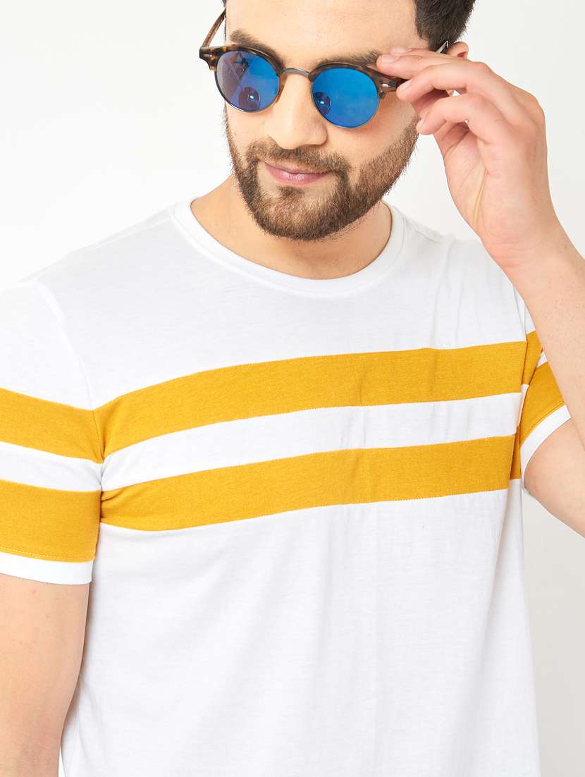 round neck cut and sew t-shirt - 18528765 -  Standard Image - 2